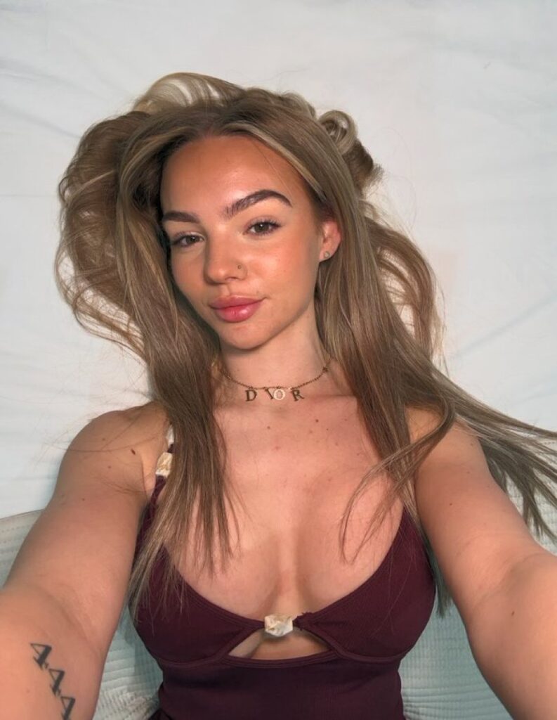 Charlotte Rose